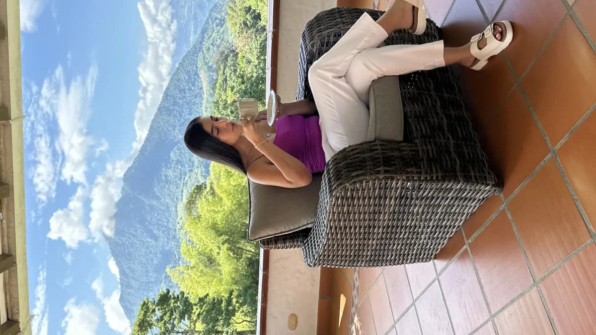 Bahareque farmhouse of La Juana with views of Cerro Tusa, an event venue finca in Antioquia